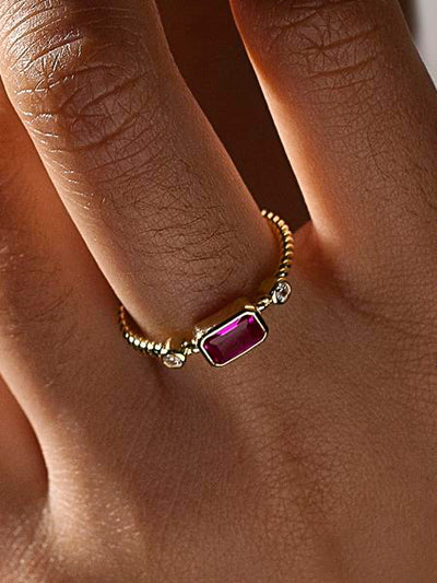 Anillos finos de plata diseño gema tono fucsia y circonitas