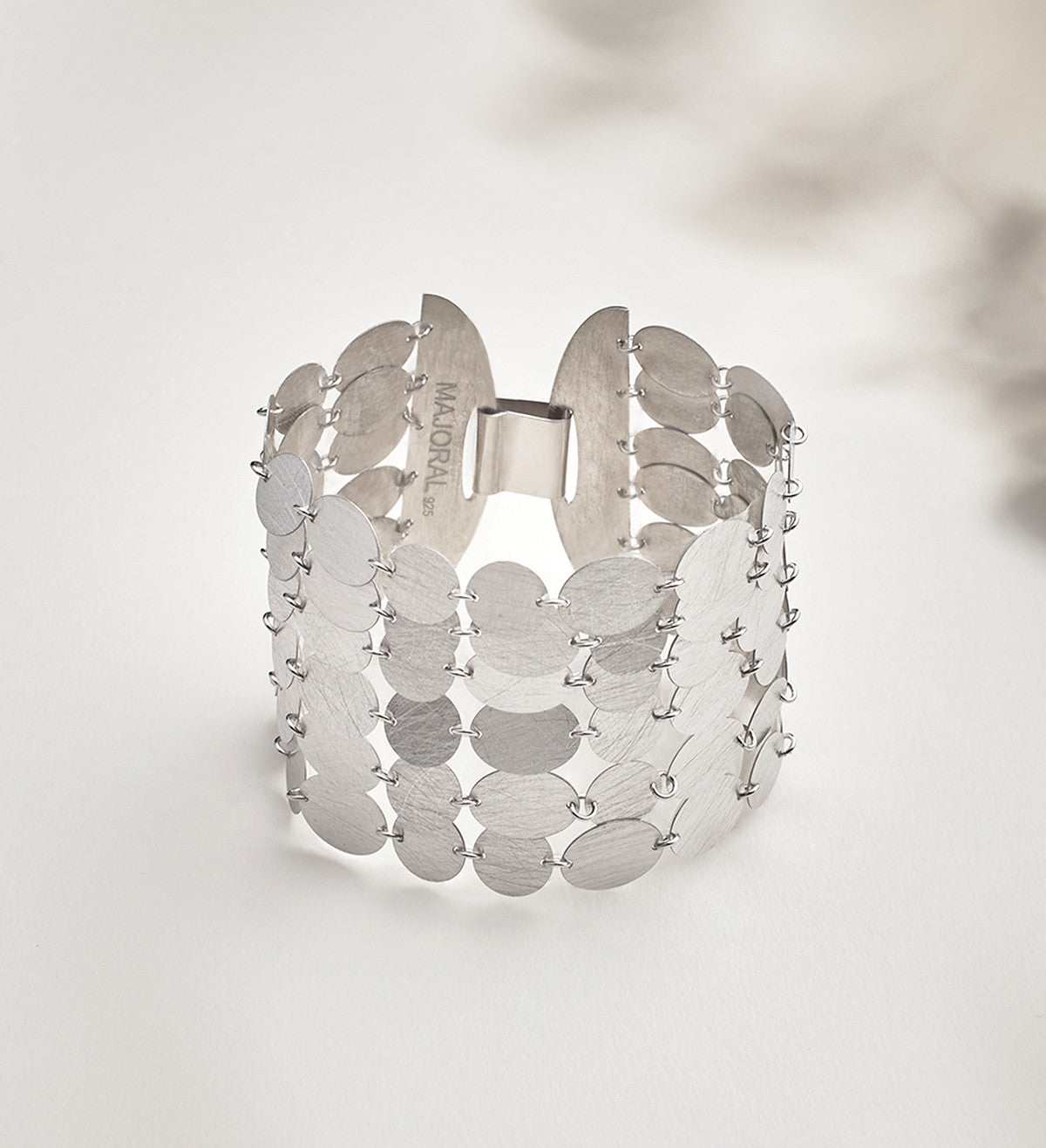 Party 6-strand silver bracelet